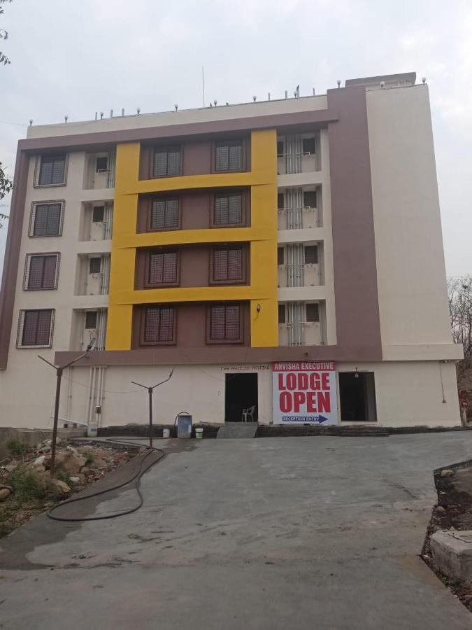 Hotel Anvisha Executive Mangvadi Экстерьер фото